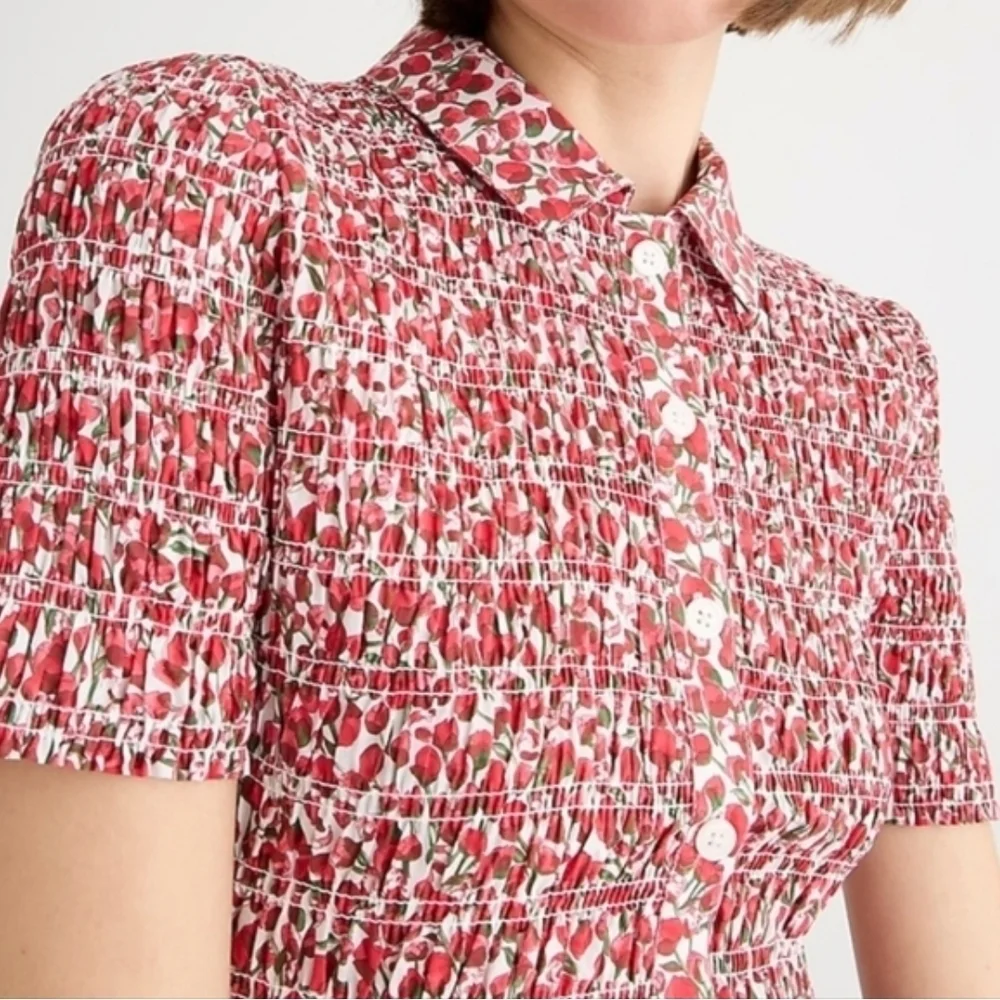 J. Crew Nwot Smocked button-up shirt in Liberty® Eliza's Red fabric Sz M